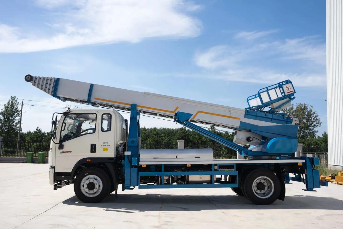 镇平云梯上料车租赁费用