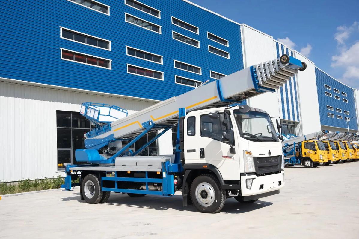 镇平出租云梯车高空作业车 建筑垃圾搬运